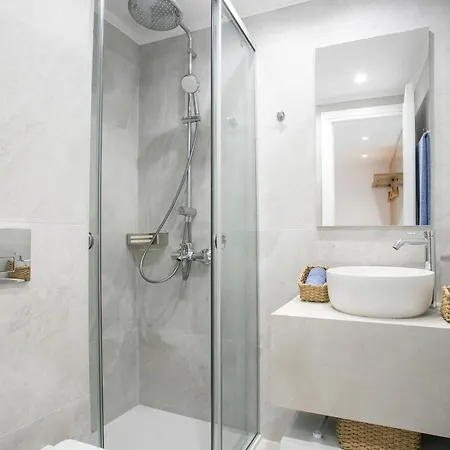 Elegant Blue Rhodes Center Near The Sea Daire Rhodes City